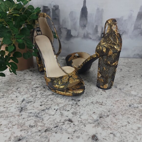Jessica Simpson Gold Foil and Black Heels - Picture 2 of 4